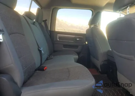 2017 Ram 1500 Slt z USA, uszkodzony, nr VIN 3C6RR7LT1HG722703